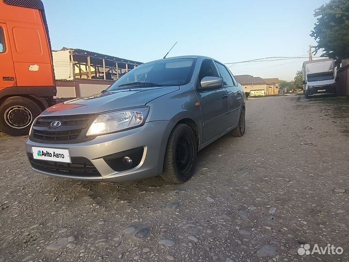 LADA Granta 1.6 МТ, 2015, битый, 143 000 км