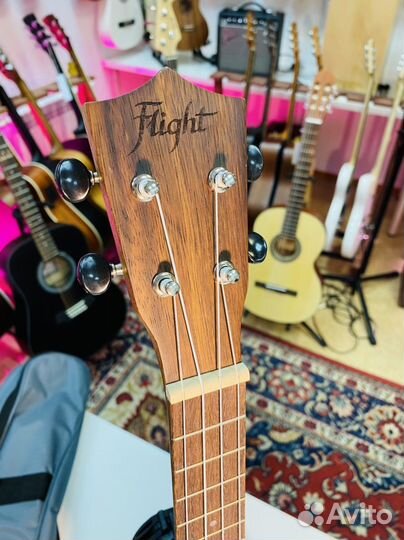 Укулеле Flight Концерт (+Чехол)