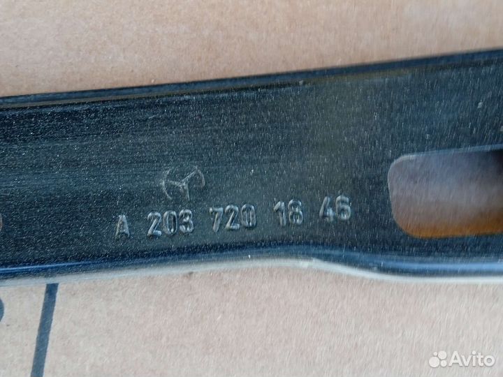 Стеклоподъемник мерс 203