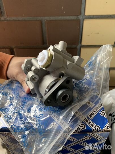 Гидроусилитель руля BMW E39