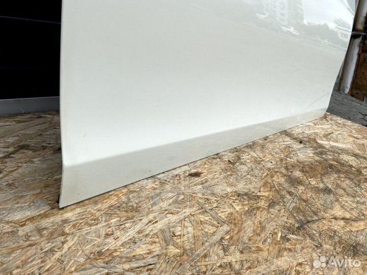 Дверь передняя правая Mercedes-Benz C-Class W204