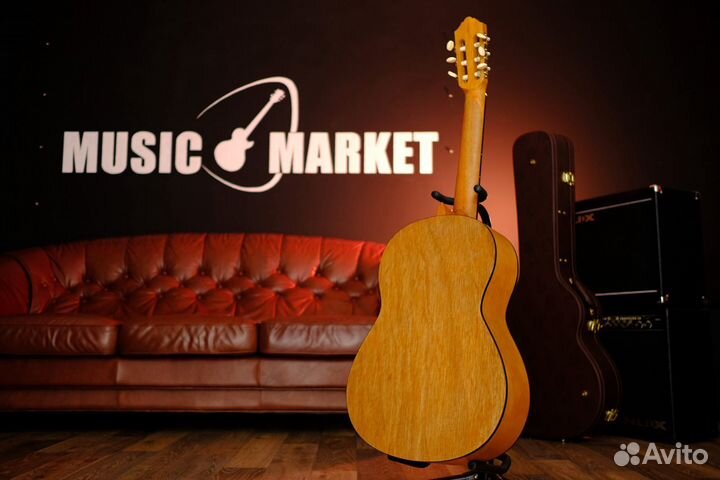 Классическая гитара Yamaha (Комплект)