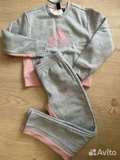 Спортивный костюм Adidas 140