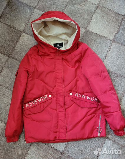 Куртка женская 46