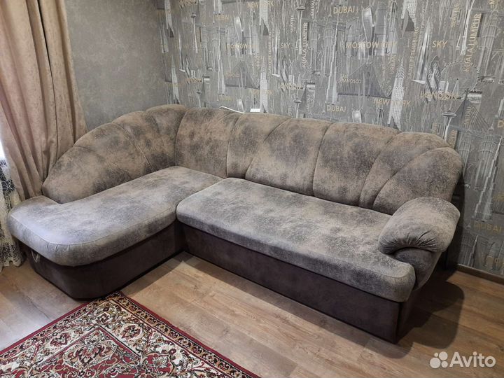 Угловой диван
