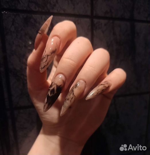Наращивание ногтей
