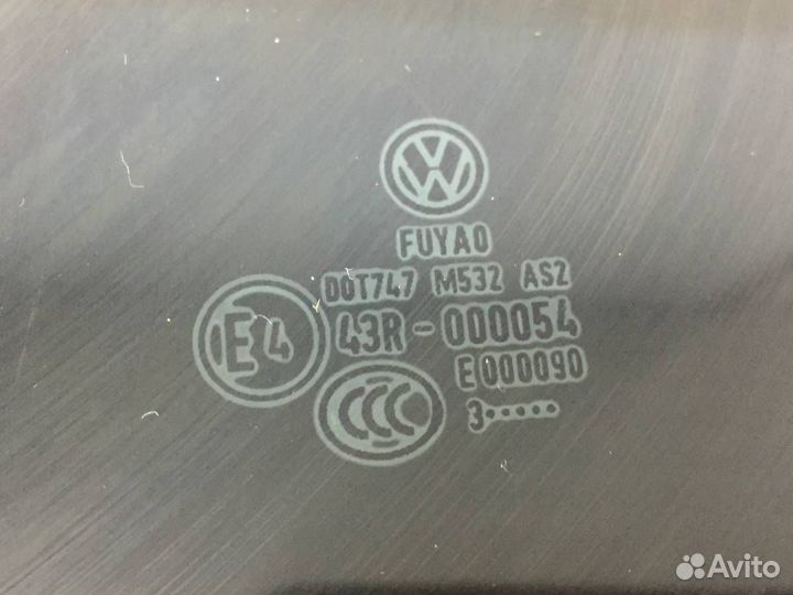 Стекло двери задней левой Volkswagen Polo Sed RUS