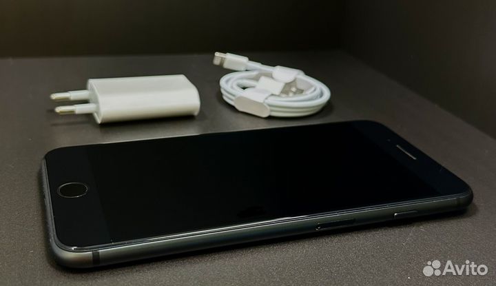 iPhone 8 Plus, 256 ГБ