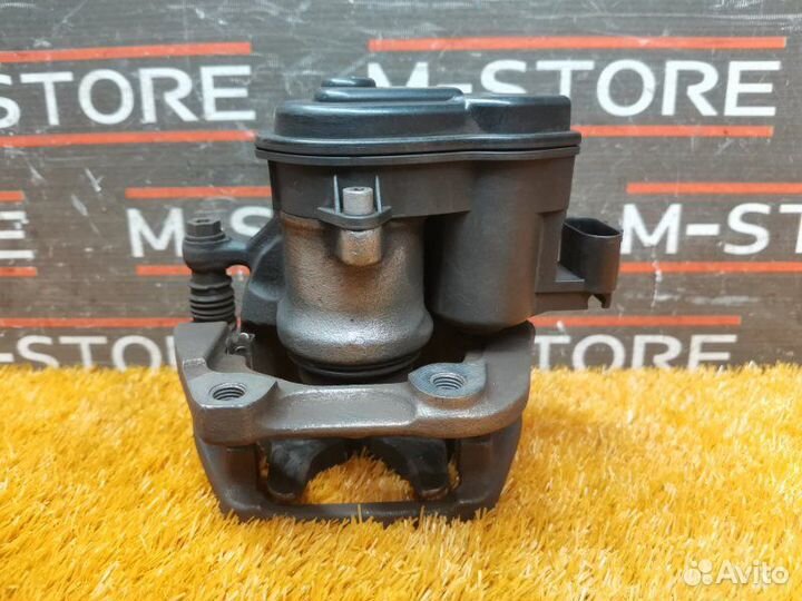 Суппорт задний левый Bmw 5-Series F10 N20B20B 2011