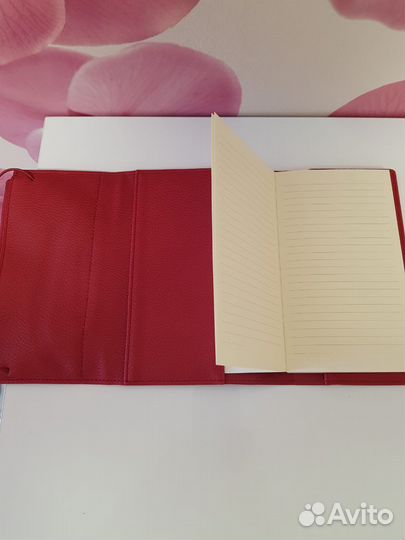 Блокноты ежедневники