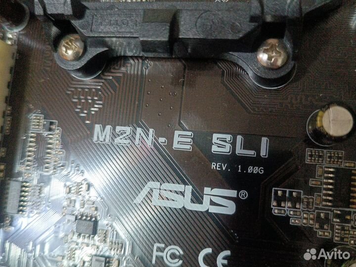 Материнская плата