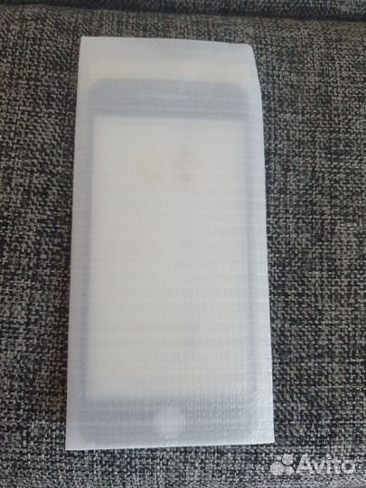 Защитное стекло на iPhone 6s