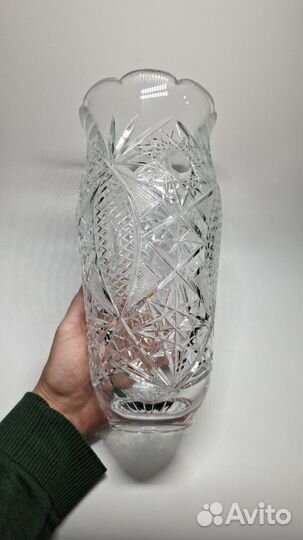 Большая винтажная хрустальная ваза для цветов