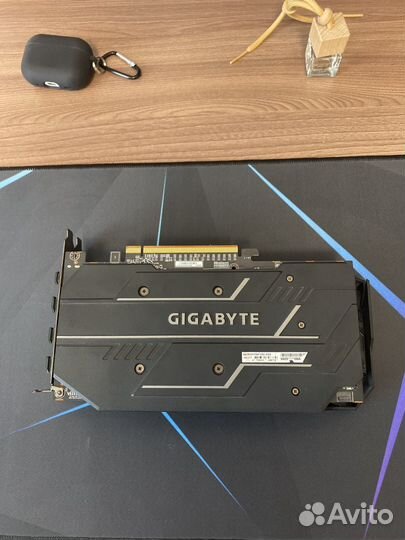 Видеокарта gigabyte AMD Radeon RX 5600 XT