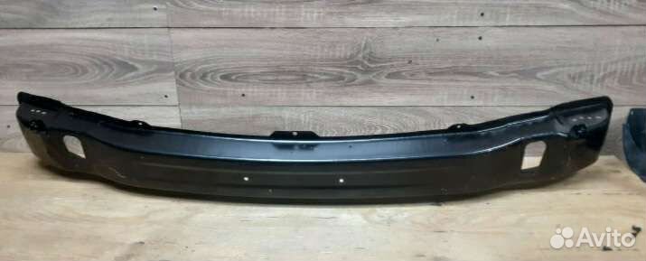 Усилитель бампера Renault Logan/Sandero Almera