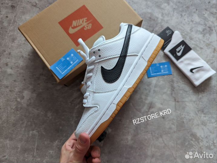 Nike SB Dunk Low Белые + доставка