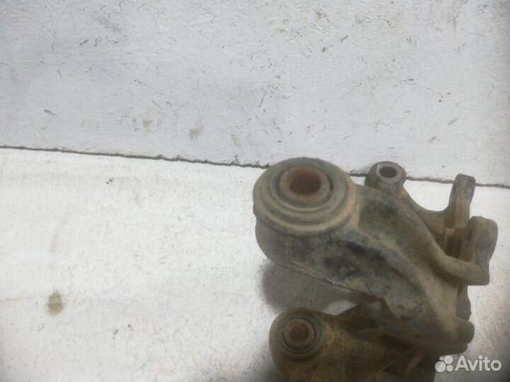 Кулак поворотный задний правый Lexus Es