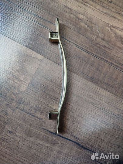 Мебельные ручки