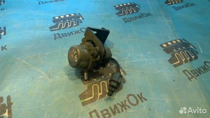 Вакуумный насос усилителя тормозов Volvo XC90