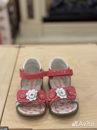 Босоножки для девочки 22 размер