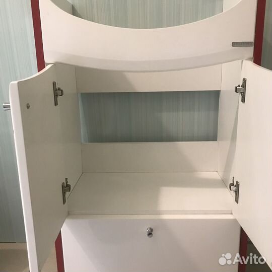 Тумба для ванной с зеркалом