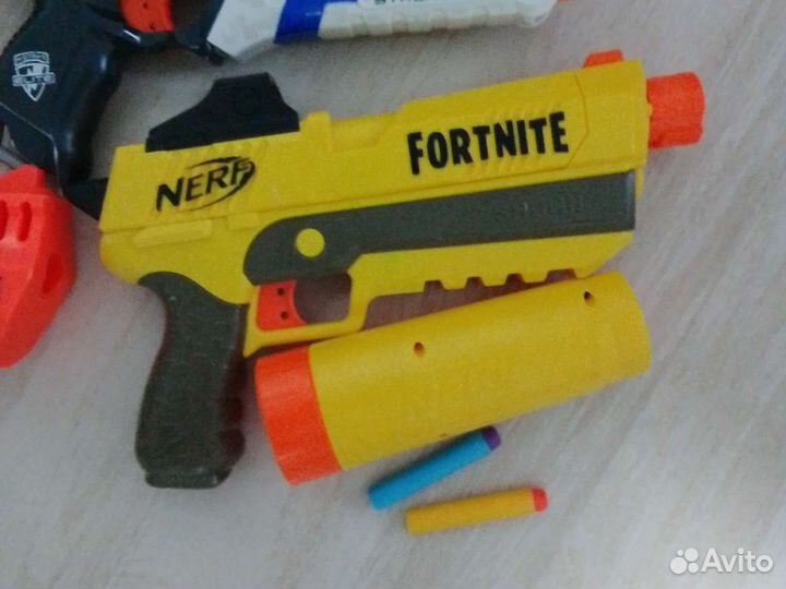 Бластер нерф