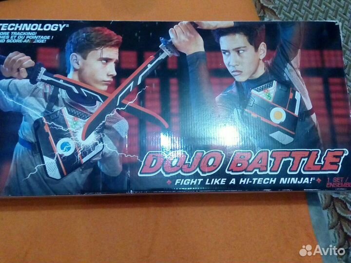 Набор контактных мечей и доспехов