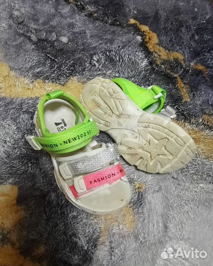 Сандалии для девочки 26 размер