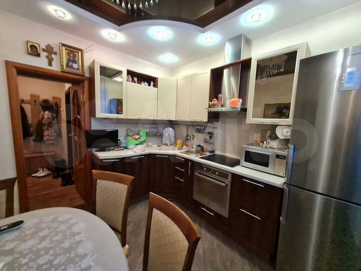 4-к. квартира, 84 м², 6/9 эт.