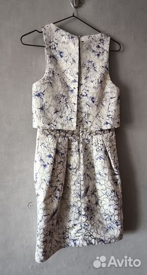 Платье нарядное