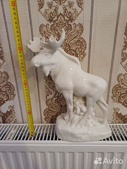 Статуэтка фарфор Лось, тигр с мясом лфз