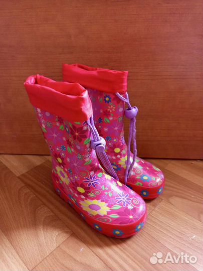 Резиновые сапоги