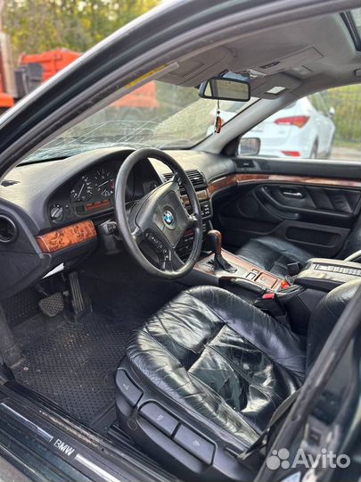 BMW 5 серия 2.5 AT, 1998, 300 000 км