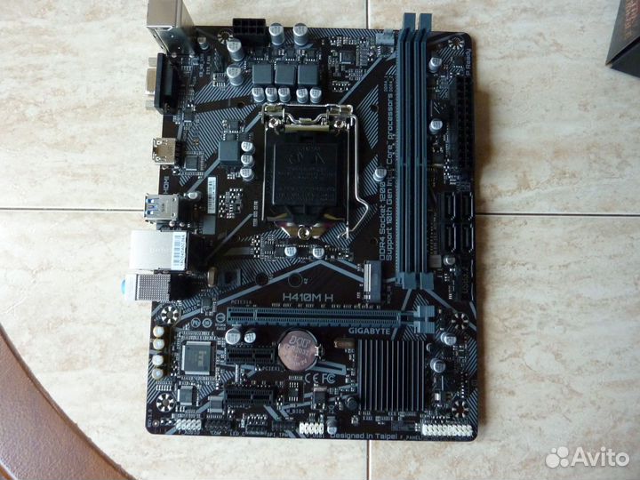 Материнская плата с процессором i5 10400F