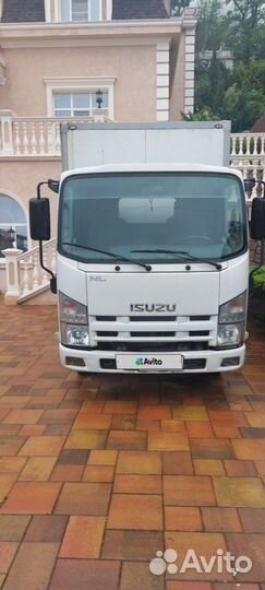 Isuzu Elf, 2010