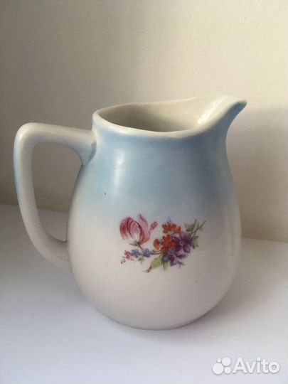 Молочник сливочник,фарфор