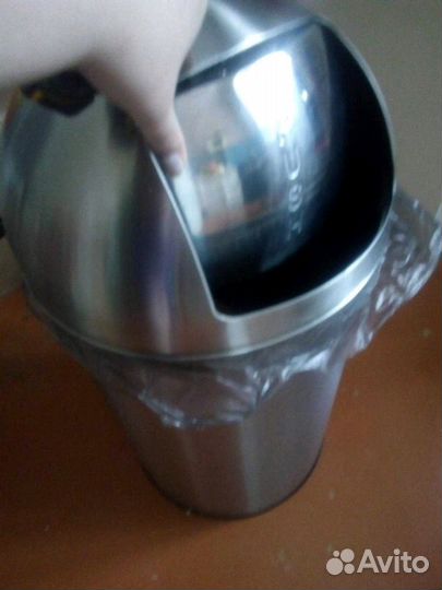 Контейнер для мусора 40л