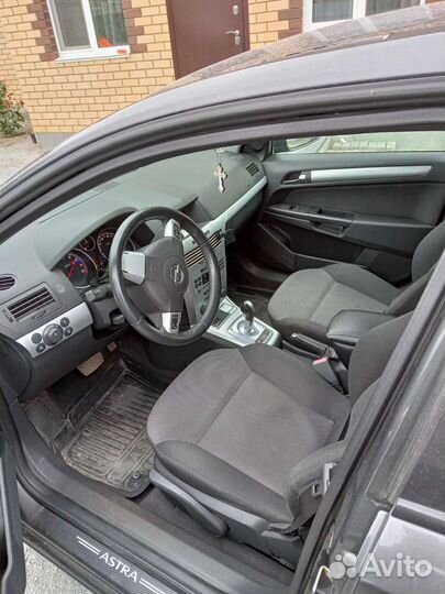 Opel Astra 1.6 AMT, 2011, 221 000 км