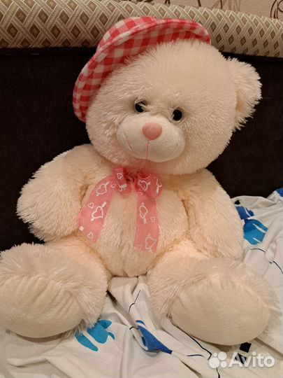 Плюшевый медведь