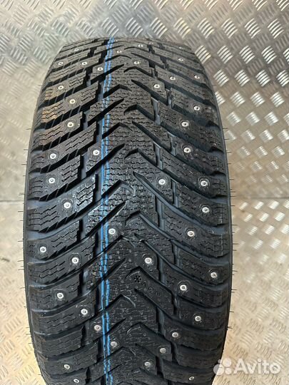 Nokian Tyres Nordman 8 215/55 R17 98T