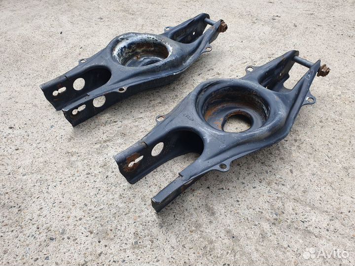 Рычаг задней подвески нижний для Mercedes W212