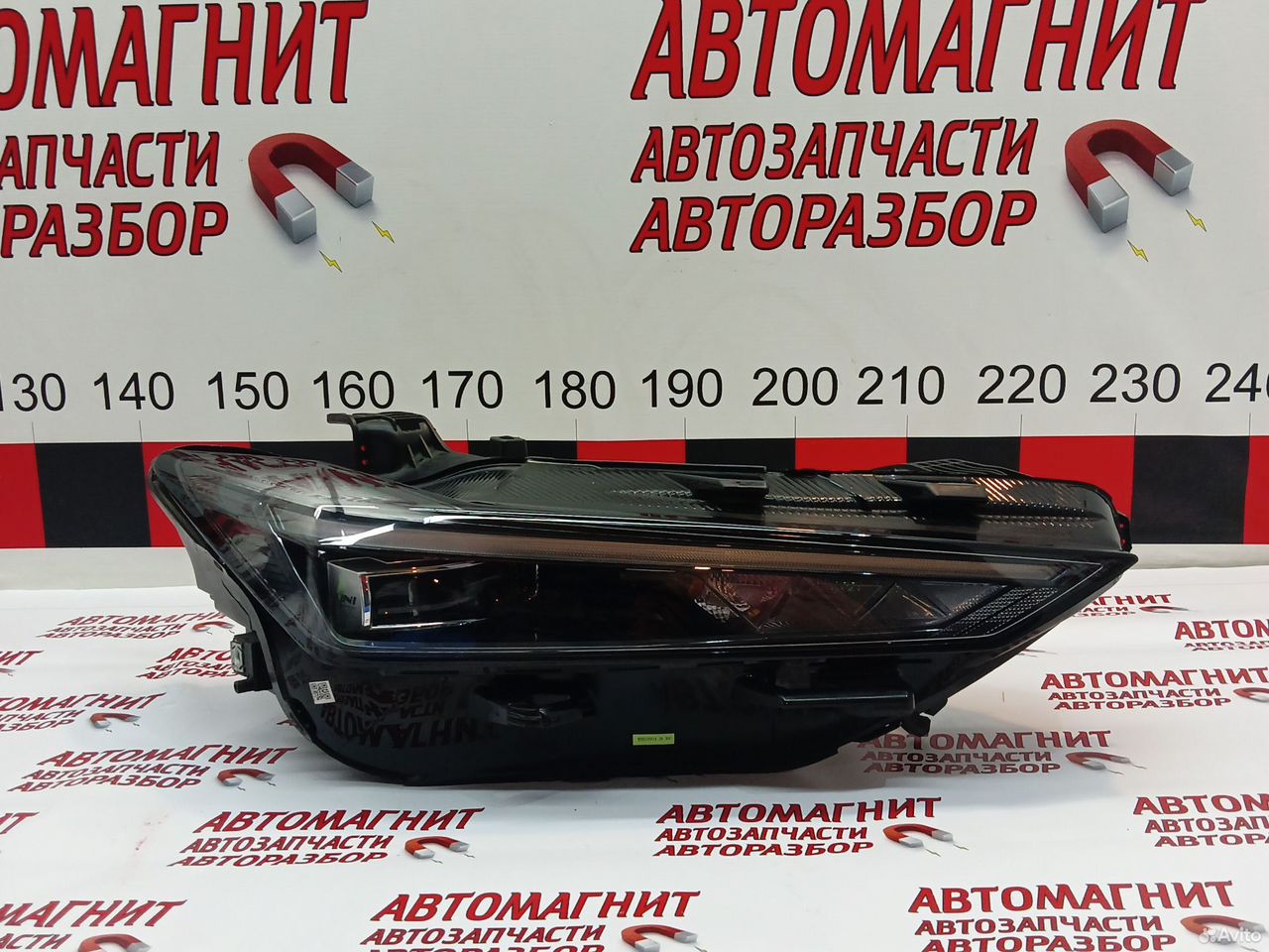 Фара передняя правая Changan Uni-V