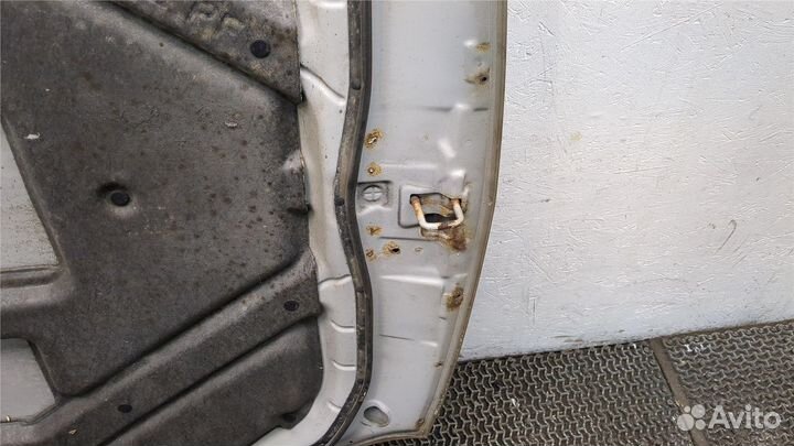 Капот Suzuki Liana, 2007