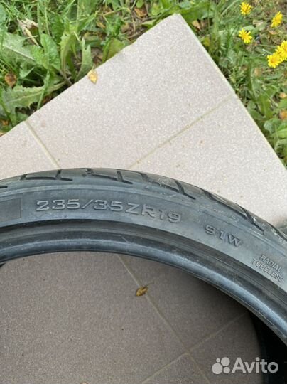 Triangle TR968 235/35 R19