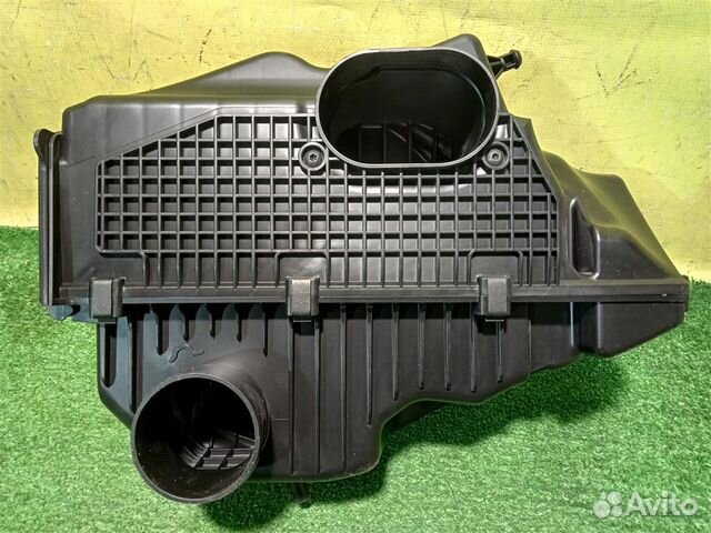 Корпус воздушного фильтра LADA Largus 2012