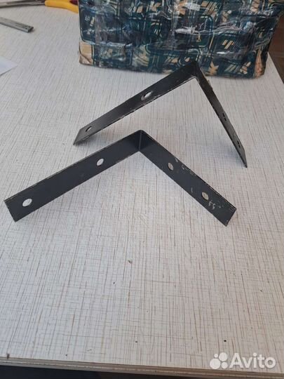 Уголок крепления борта легкового прицепа Гранит