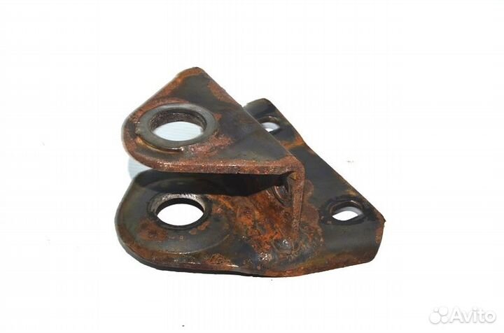 Кронштейн стабилизатора, переднего моста, верхний