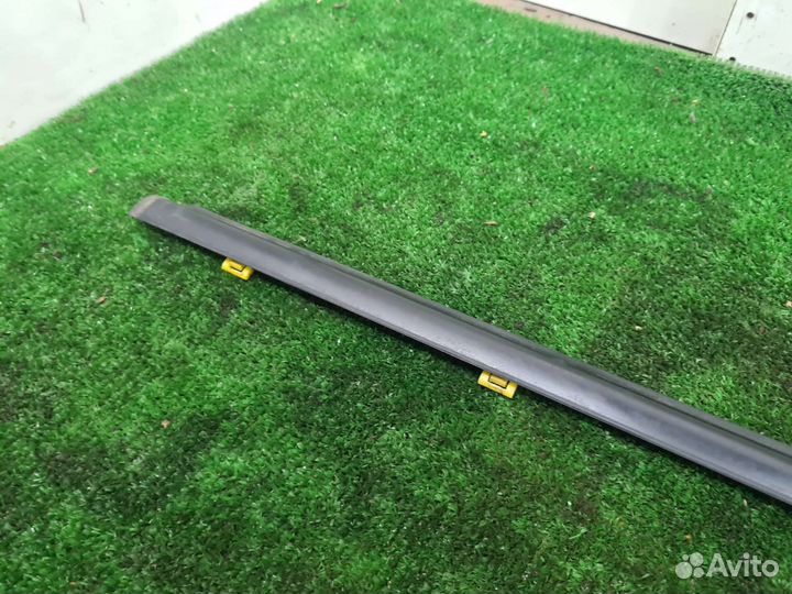 Молдинг двери передней левой SsangYong Actyon 2