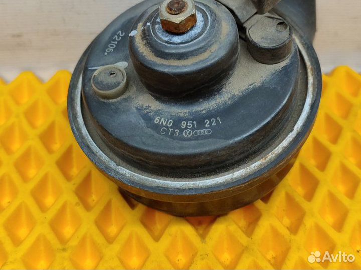 Сигнал звуковой Volkswagen Touareg GP 3.2 BMV 2006