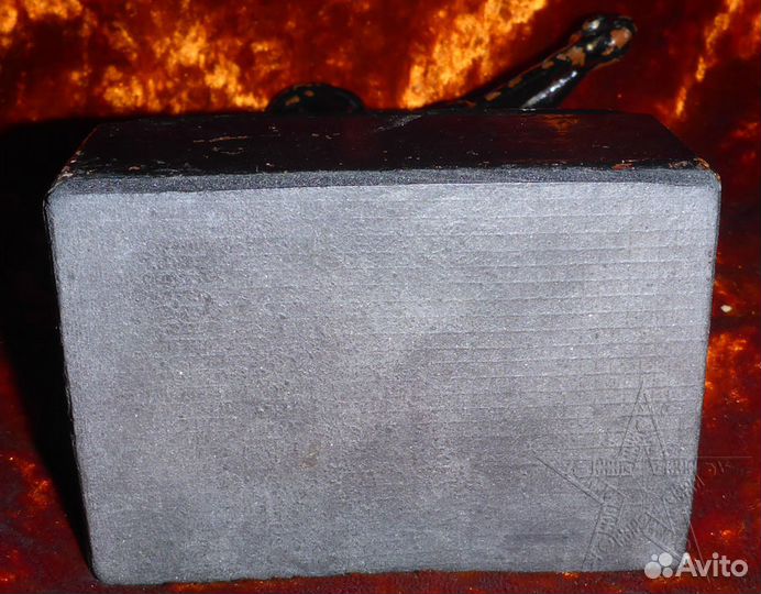 Скульптура Сталевар (литейщик)